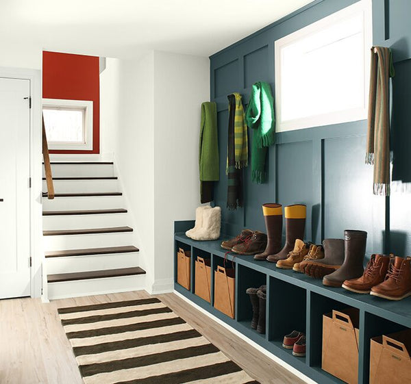 Tips on How to Freshen Up Your Mudroom or Entryway